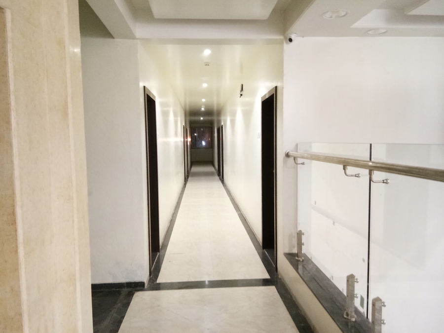 hotel manasi royal