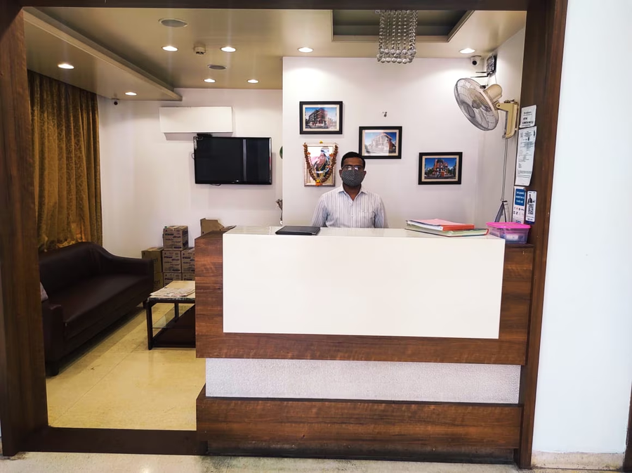 hotel manasi royal