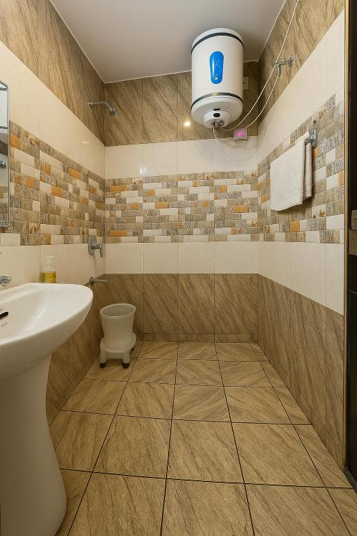hotel jb residency