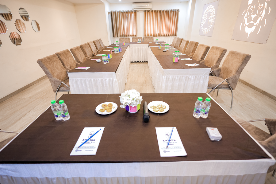hotel konark vijay nagar
