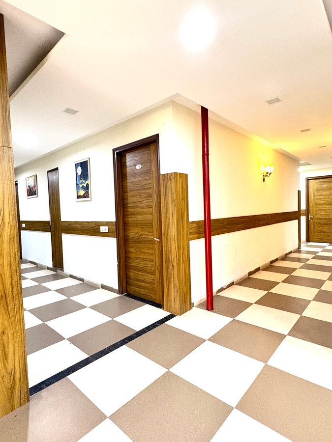 hotel woodlark