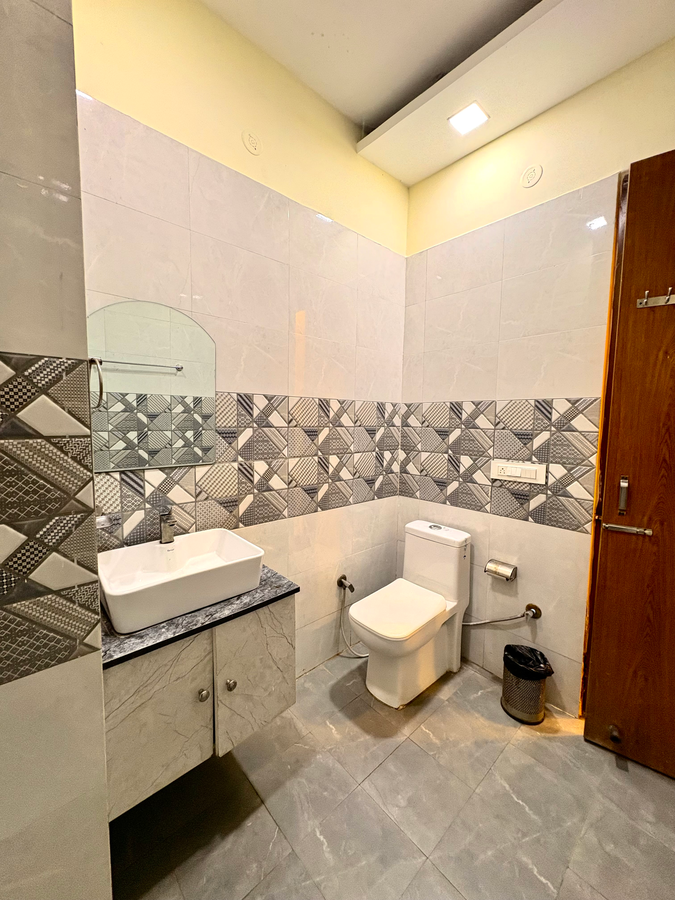 Hotel Woodlark,,3 star