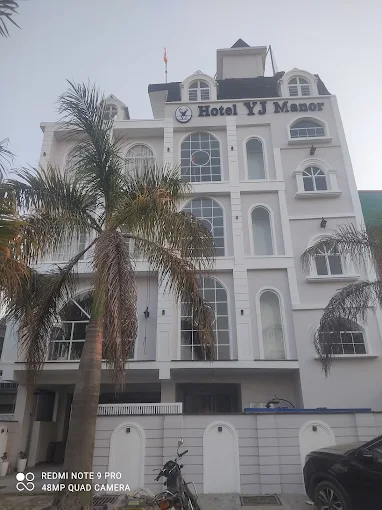 Hotel Yj Manor,Saharanpur Road, Dehradun,3 star
