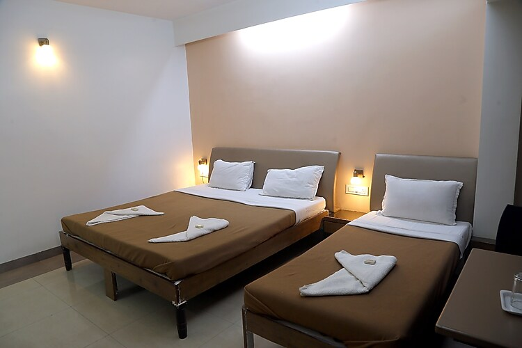 hotel gokul