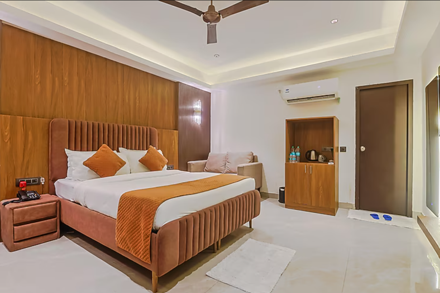 the hoften lotus court noida