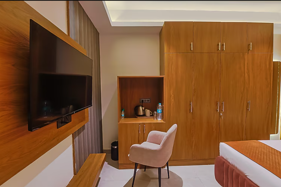 the hoften lotus court noida