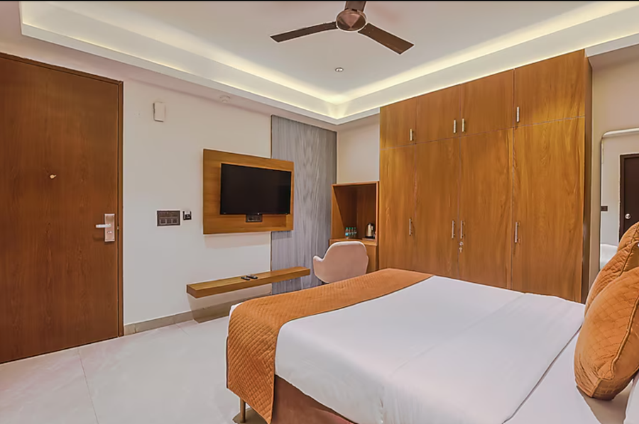 the hoften lotus court noida