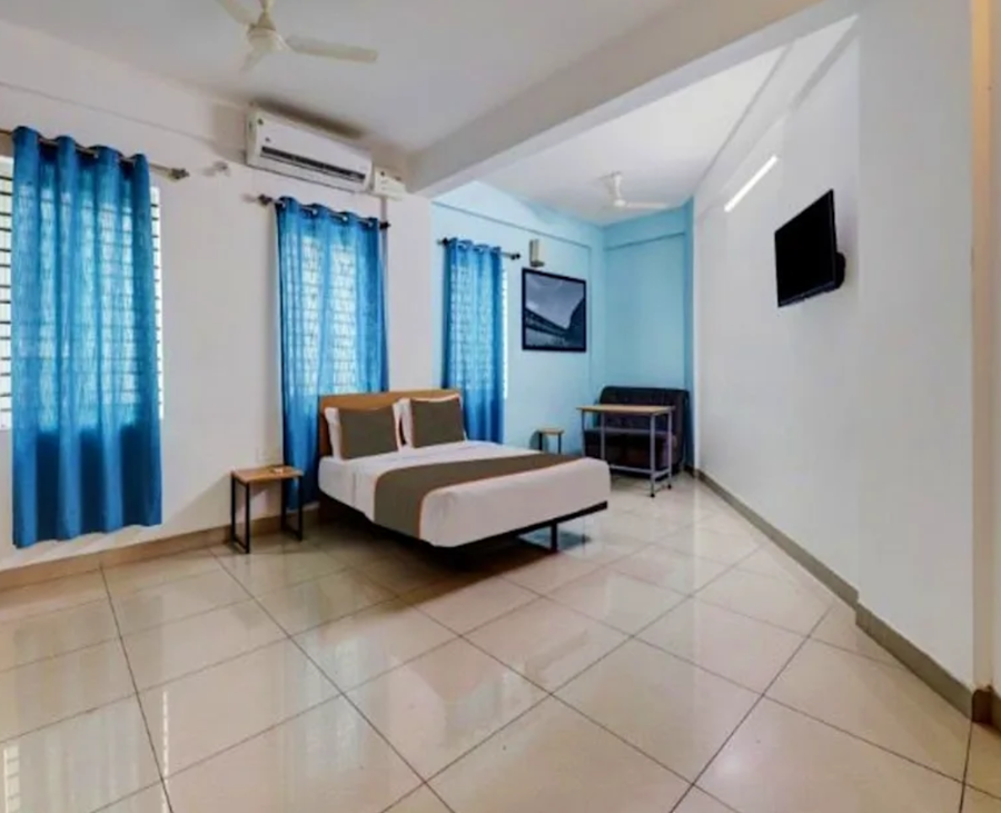 s m suites