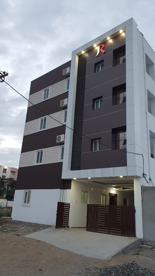 jr service apartment