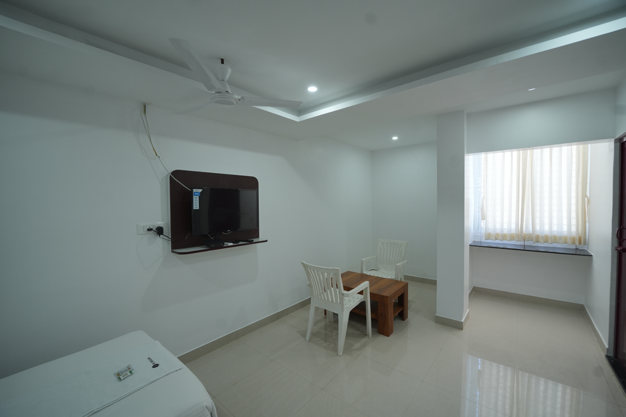 jr service apartment
