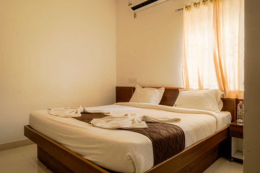 jr service apartment