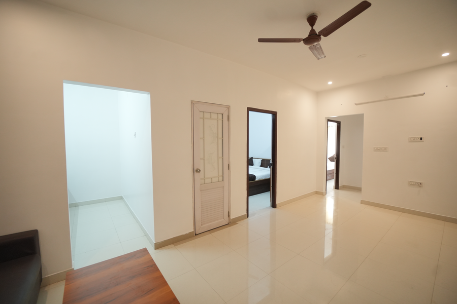 jr service apartment