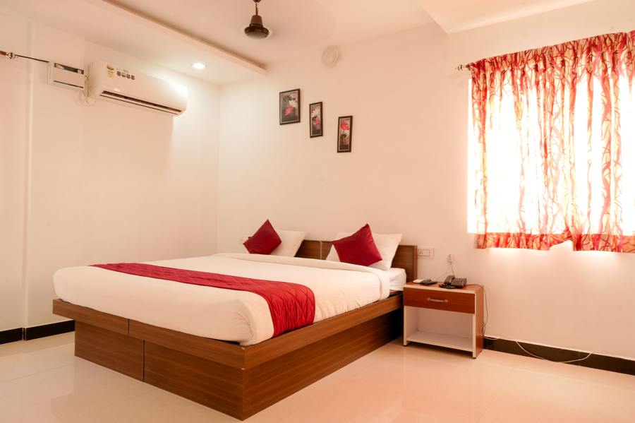 jr service apartment