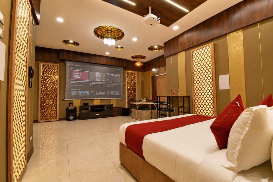 le majestic business class hotel