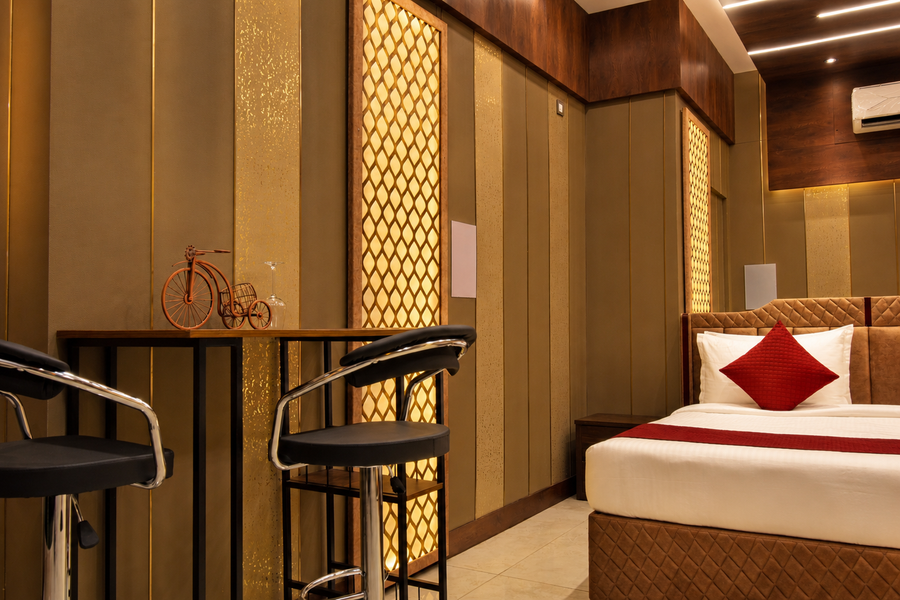 le majestic business class hotel