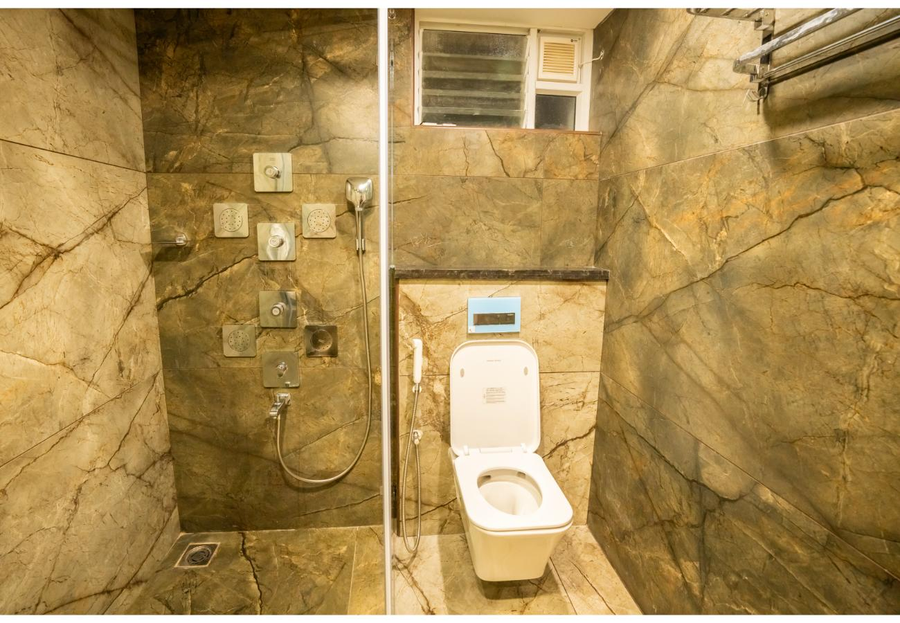 le majestic business class hotel