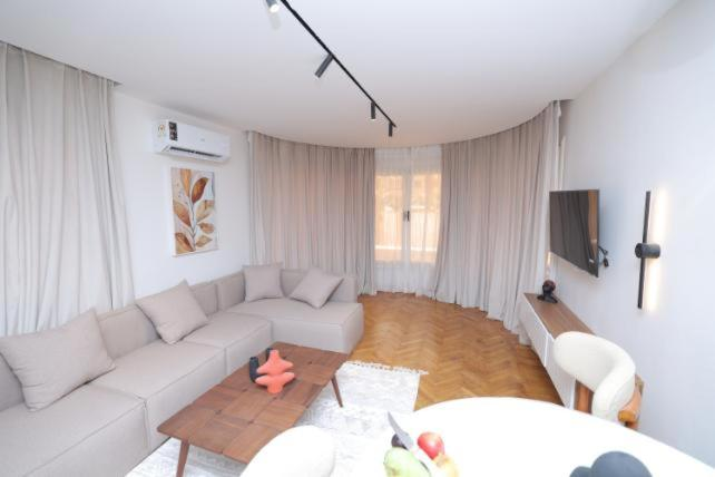 settle inn mirage boutique hotel