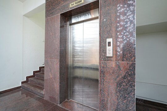 Fabhotel Ayodhya Palace,,3 star