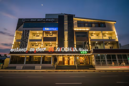 fabhotel ayodhya palace