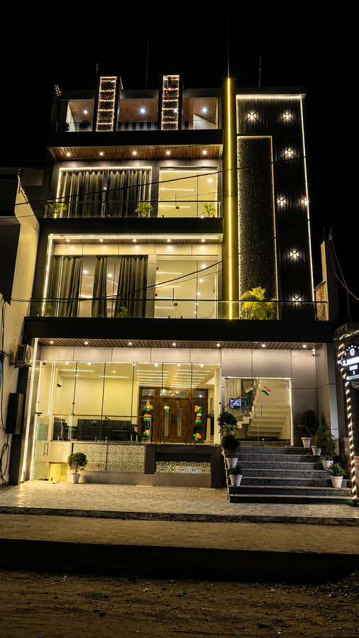 Hotel R Raghavam,,3 star