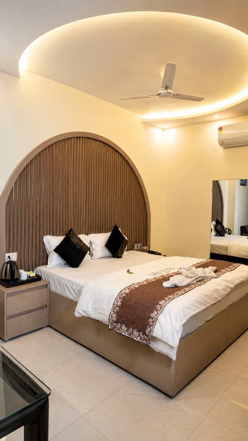 hotel r raghavam