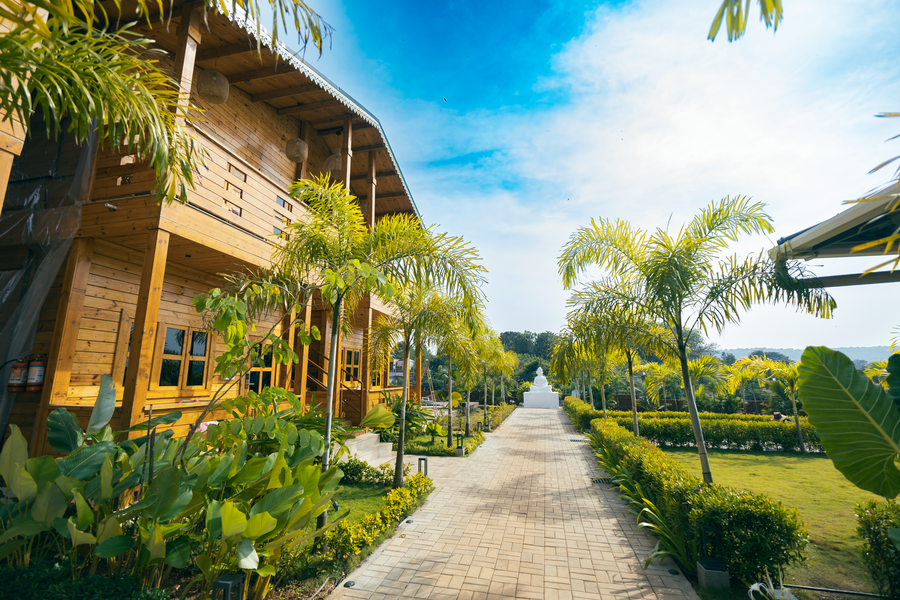 the clouds resort goa arambol