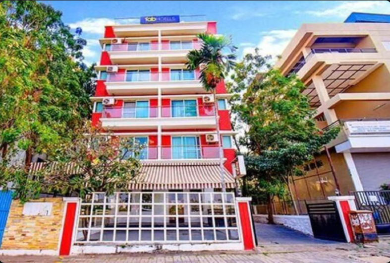 Hotel Staybird - Cove Kharadi,Kharadi,3 star