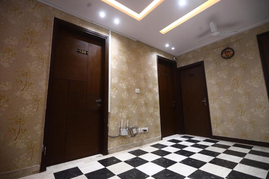 The Bed And Rock,,2 star