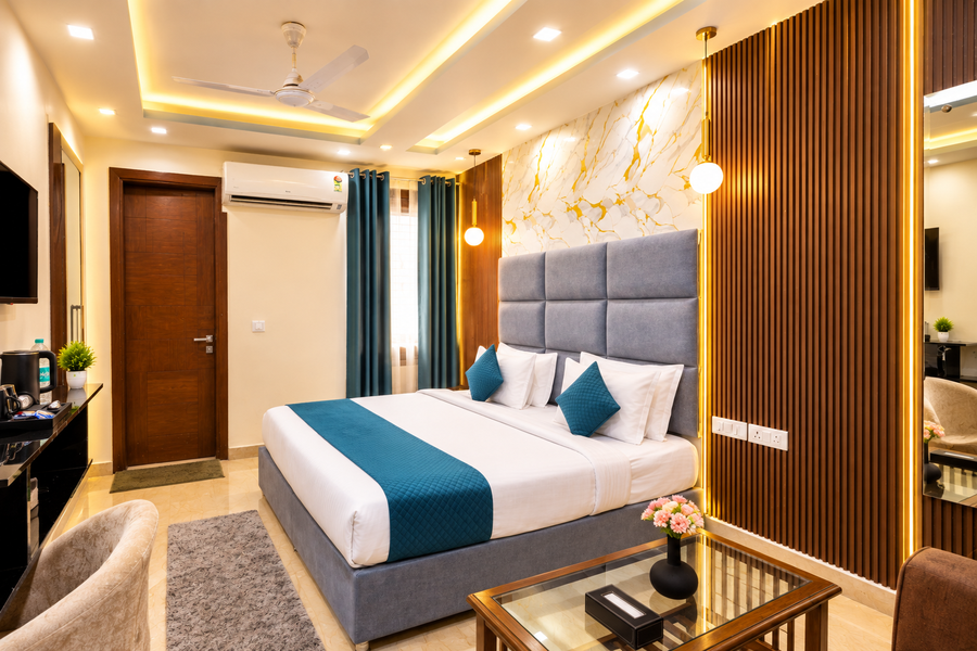 the bed and rock