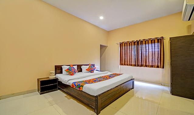 fabhotel grand stay ambedkar nagar