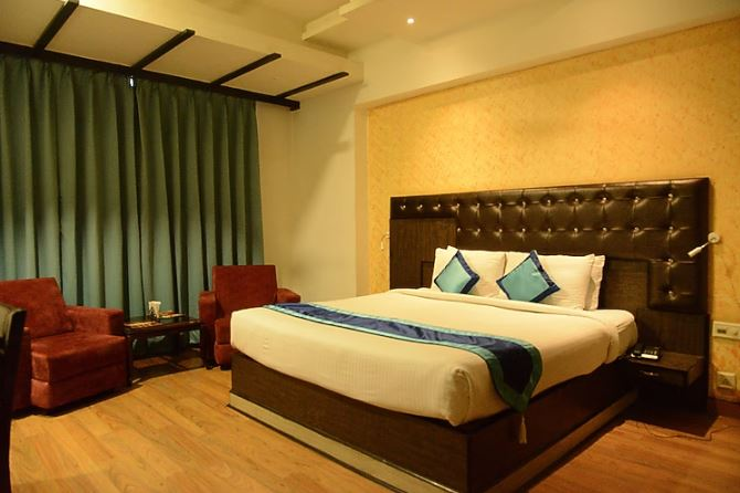 hotel krishna continental