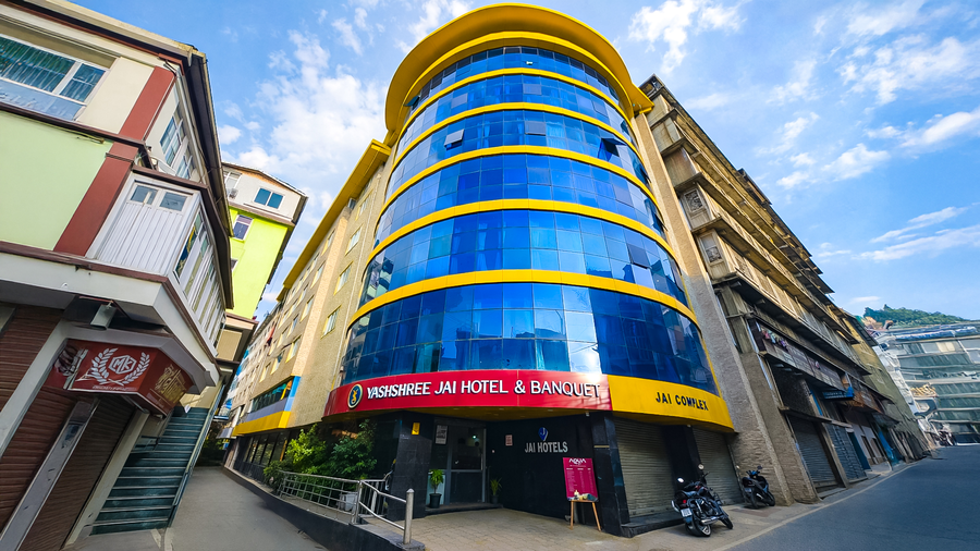 Yashshree Jai Hotel & Banquet,,3 star