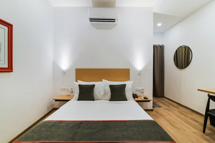 rg suites thoraipakkam