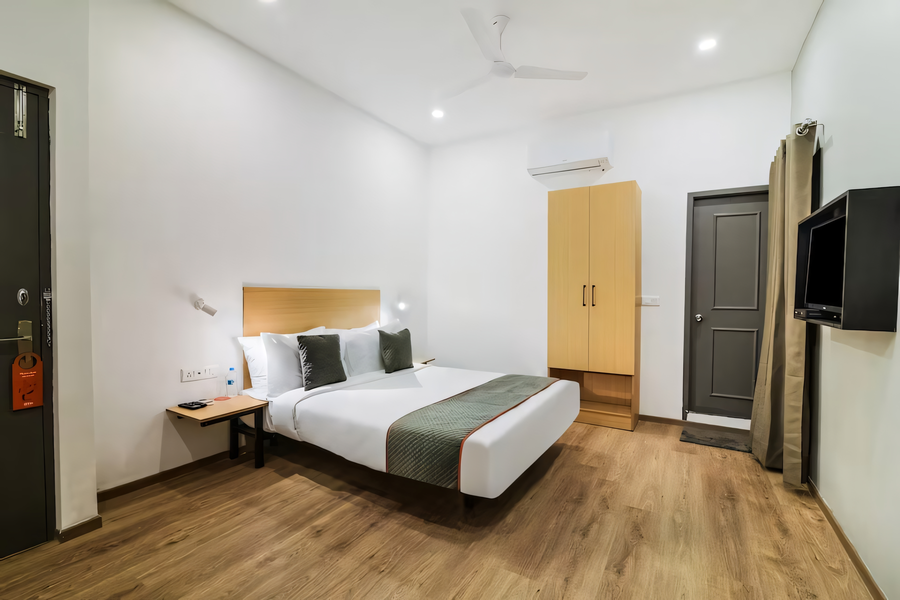 rg suites thoraipakkam
