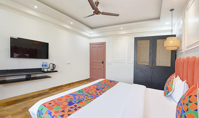 fabhotel the white pepper