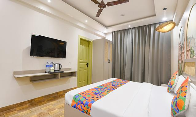 fabhotel the white pepper