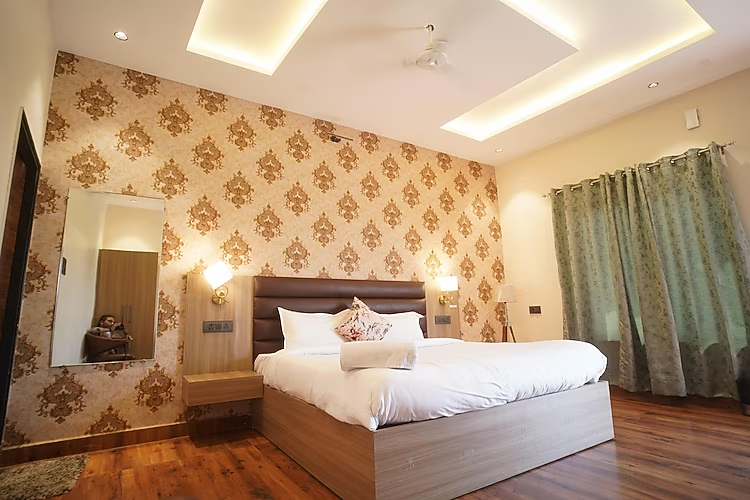 7 hills resort