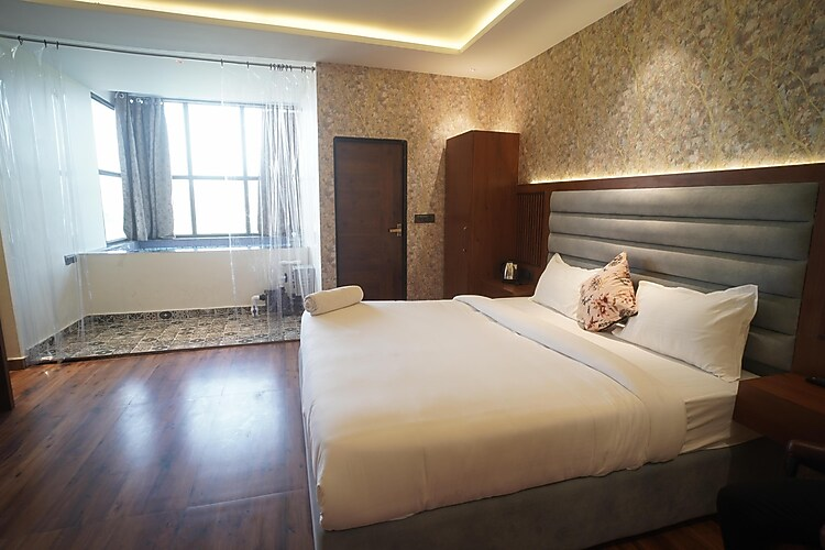 7 hills resort