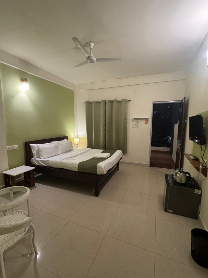 aqua wave by yogitree hotels