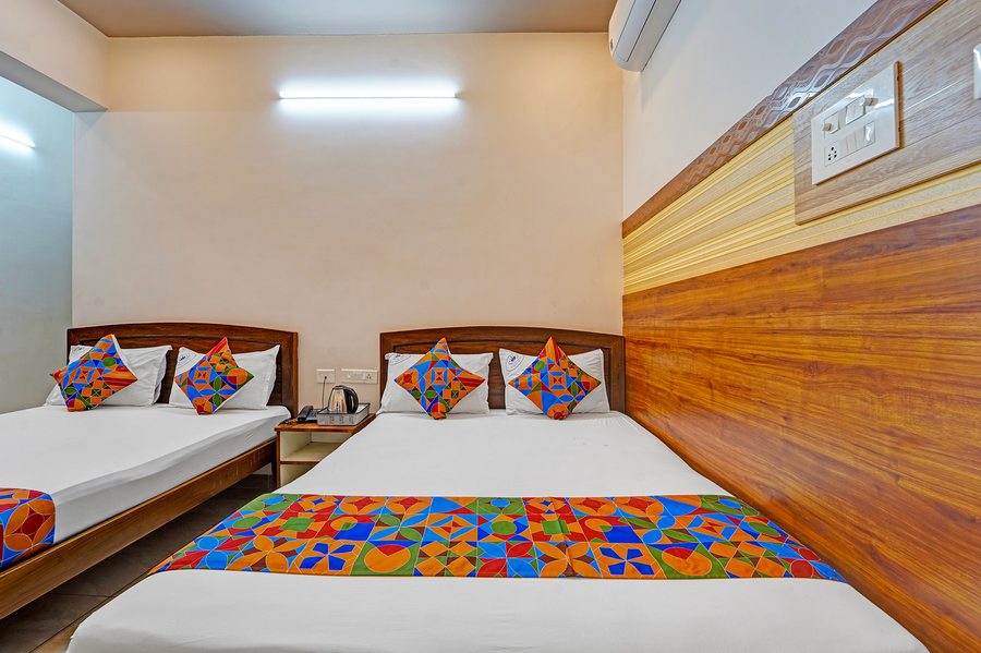 fabhotel raja residency