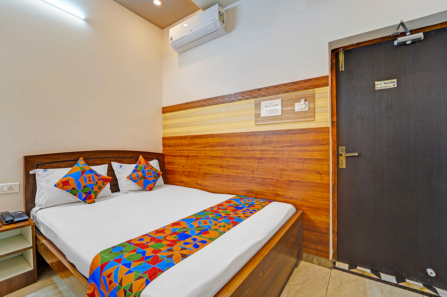fabhotel raja residency