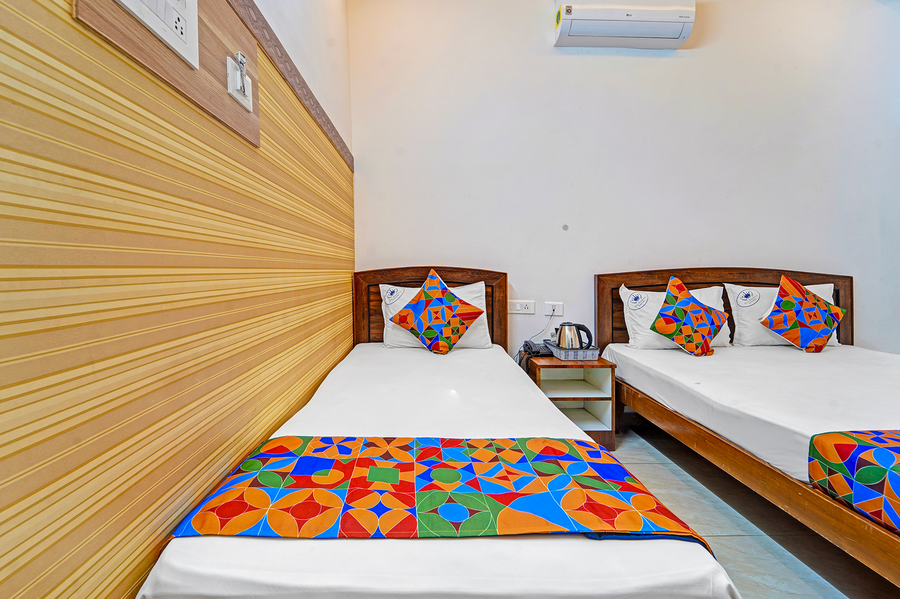 fabhotel raja residency