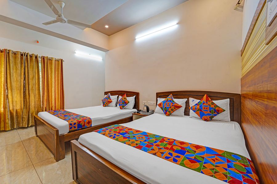 fabhotel raja residency