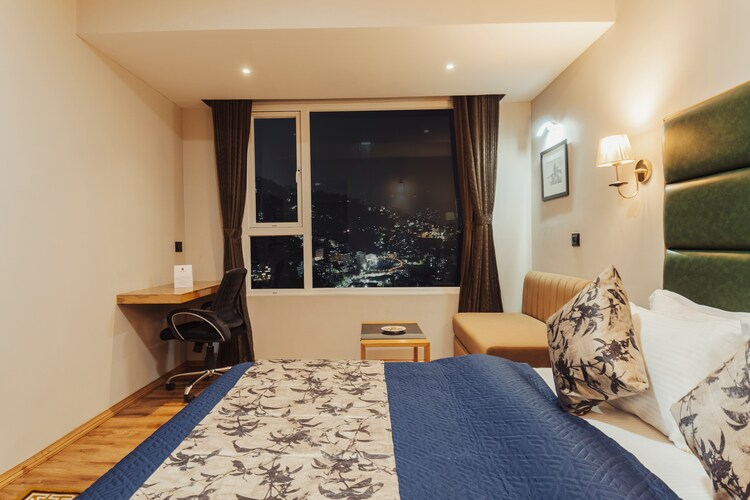 avira hotel
