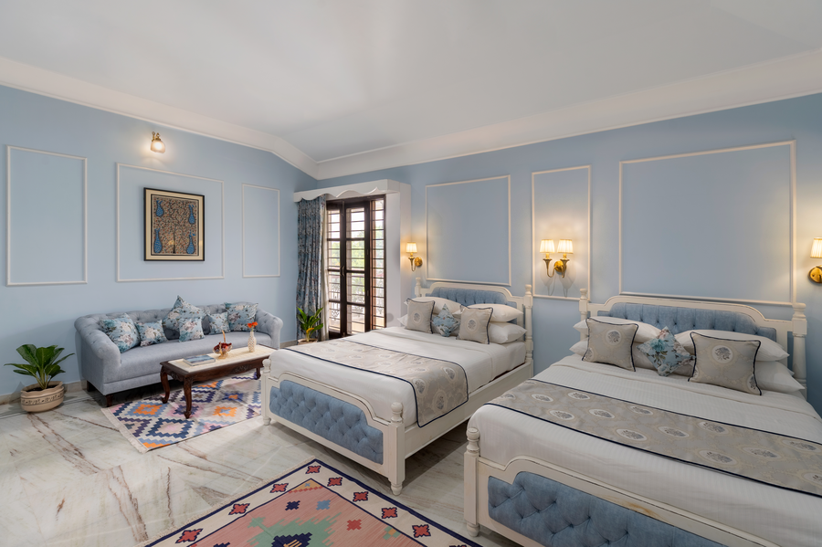 dilip niwas luxe stay near fateh sagar lake 2km