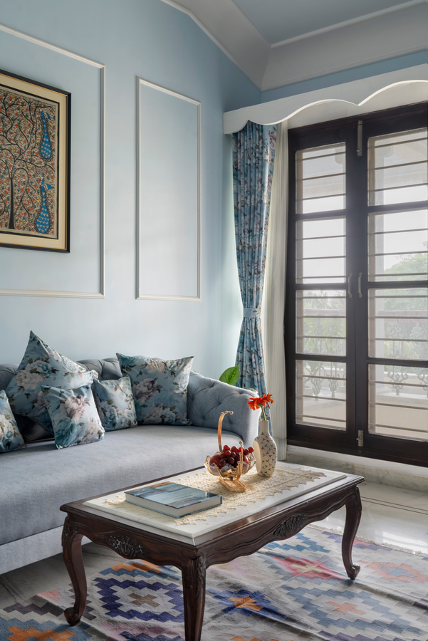 dilip niwas luxe stay near fateh sagar lake 2km