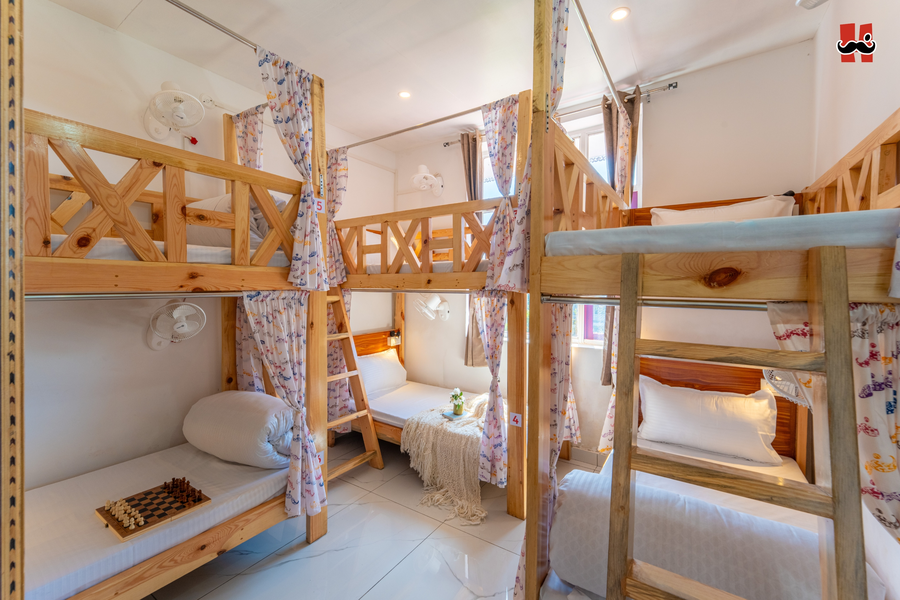 moustache hostel bir