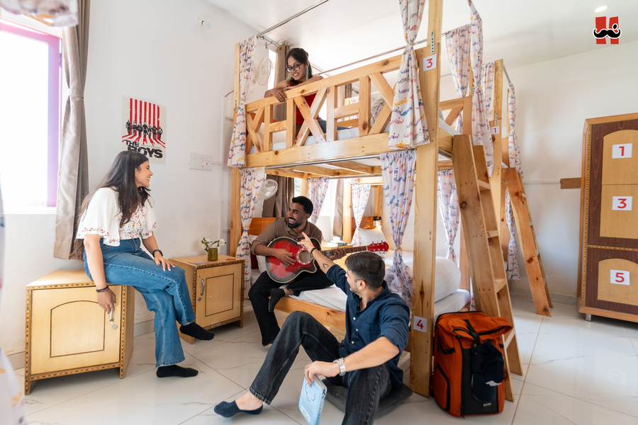 moustache hostel bir