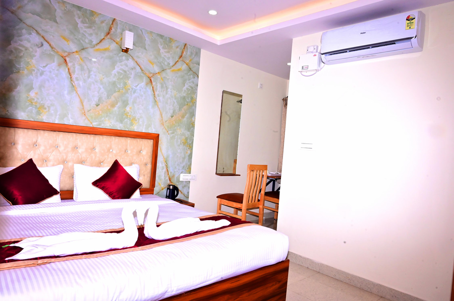 k k comforts boarding and lodging