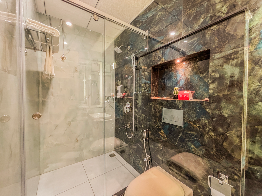 zip by spree hotels r group near coaching hub and oxy park